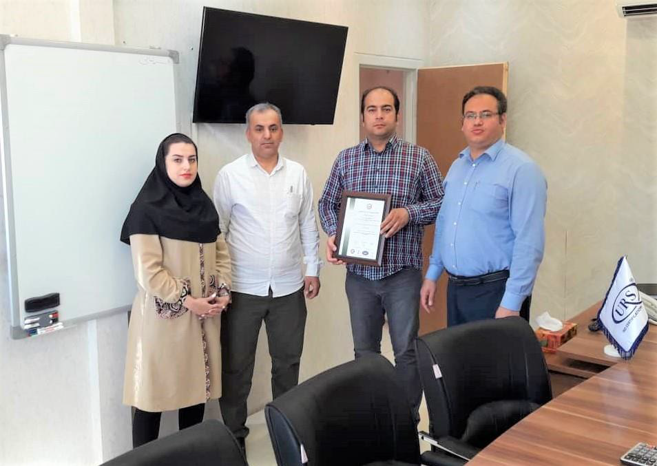 گزارش تصویری اعطای گواهی نامه استاندارد بین المللی سیستم مدیریت کیفیت ISO 9001:2015 به شرکت آراز سنگ شکن